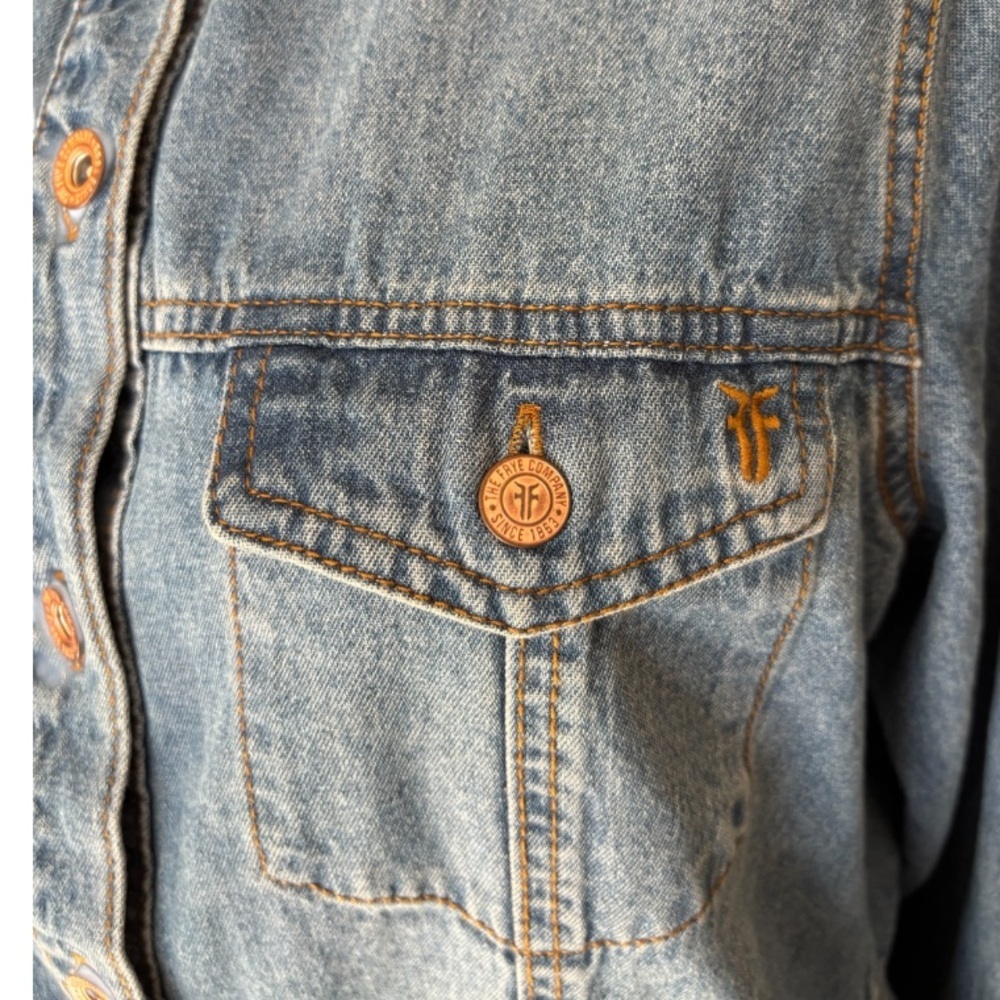 FRYE NWOT Women’s Denim Button Front Dress, Chest & Side Pockets 😍 - Picture 3 of 9